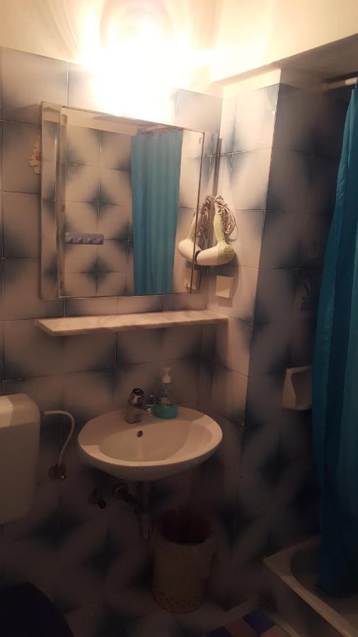 בפורטורוז Rooms And Apartments Roza מראה חיצוני תמונה