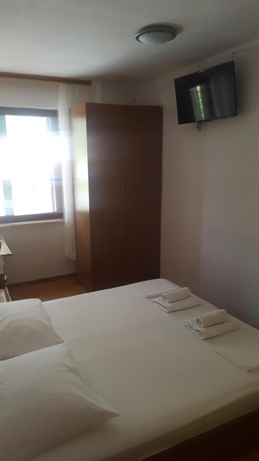 בפורטורוז Rooms And Apartments Roza מראה חיצוני תמונה
