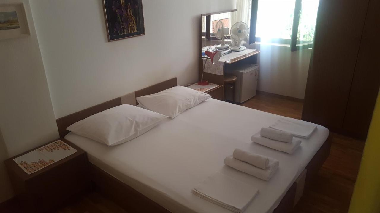 בפורטורוז Rooms And Apartments Roza מראה חיצוני תמונה