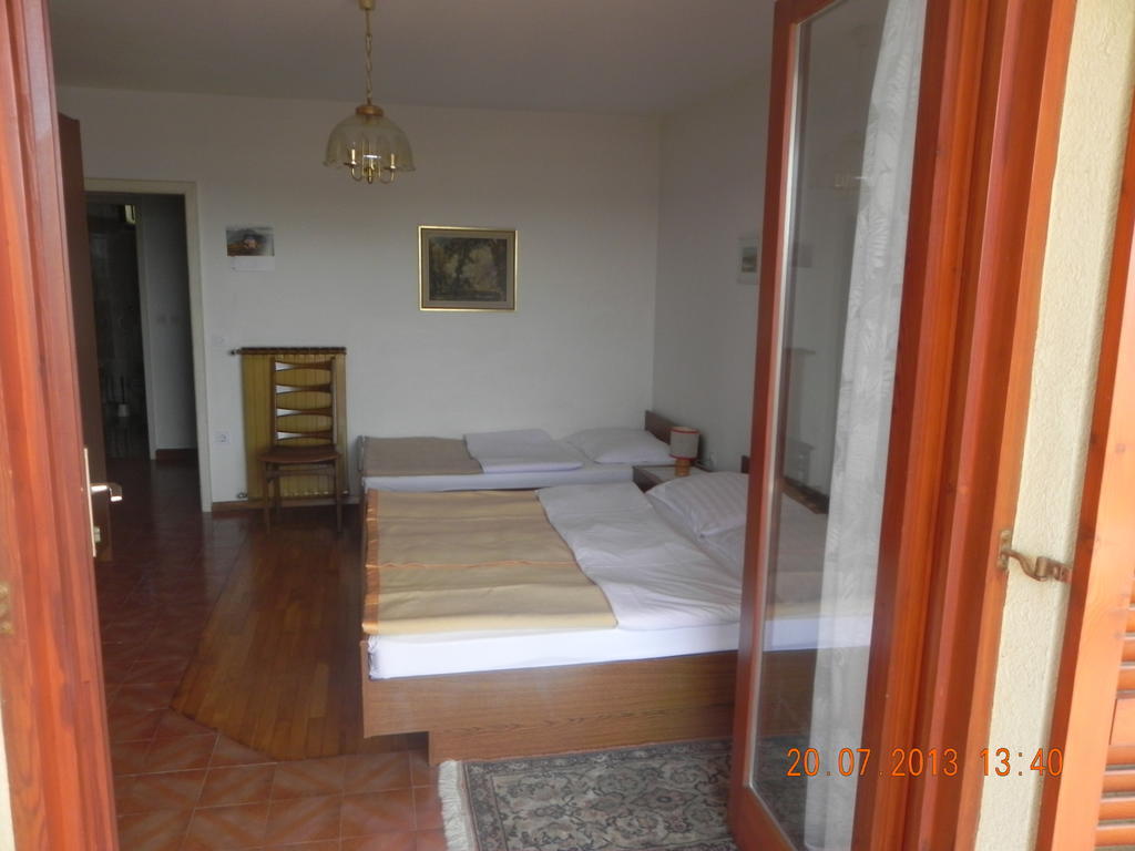 בפורטורוז Rooms And Apartments Roza מראה חיצוני תמונה