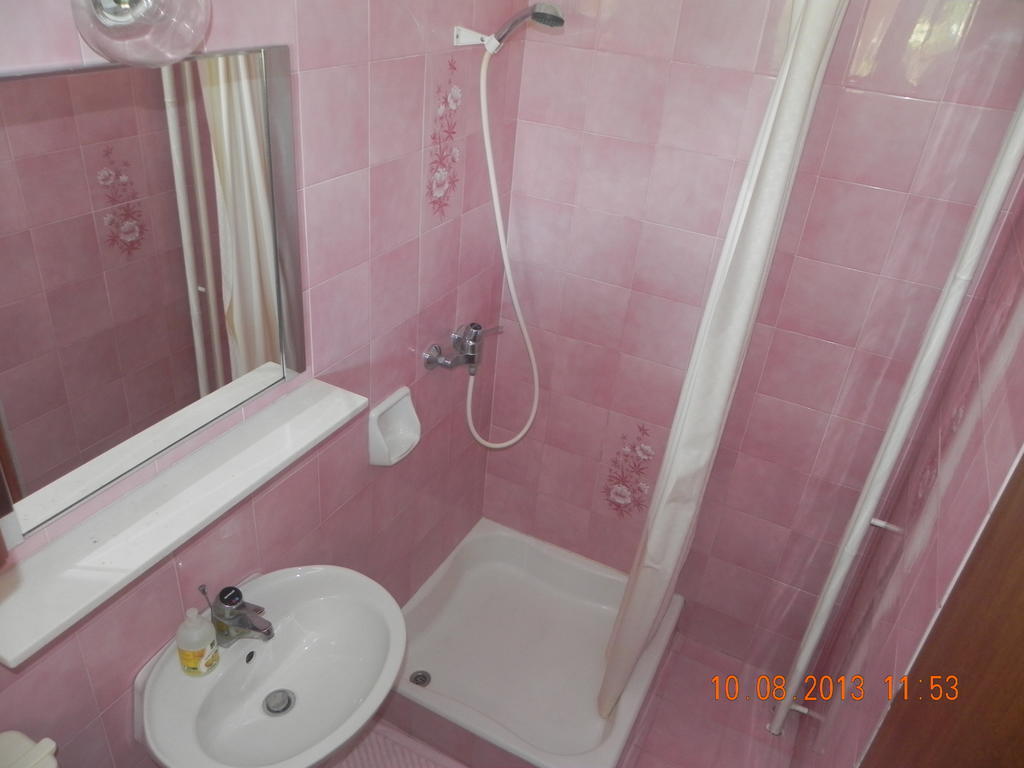 בפורטורוז Rooms And Apartments Roza מראה חיצוני תמונה