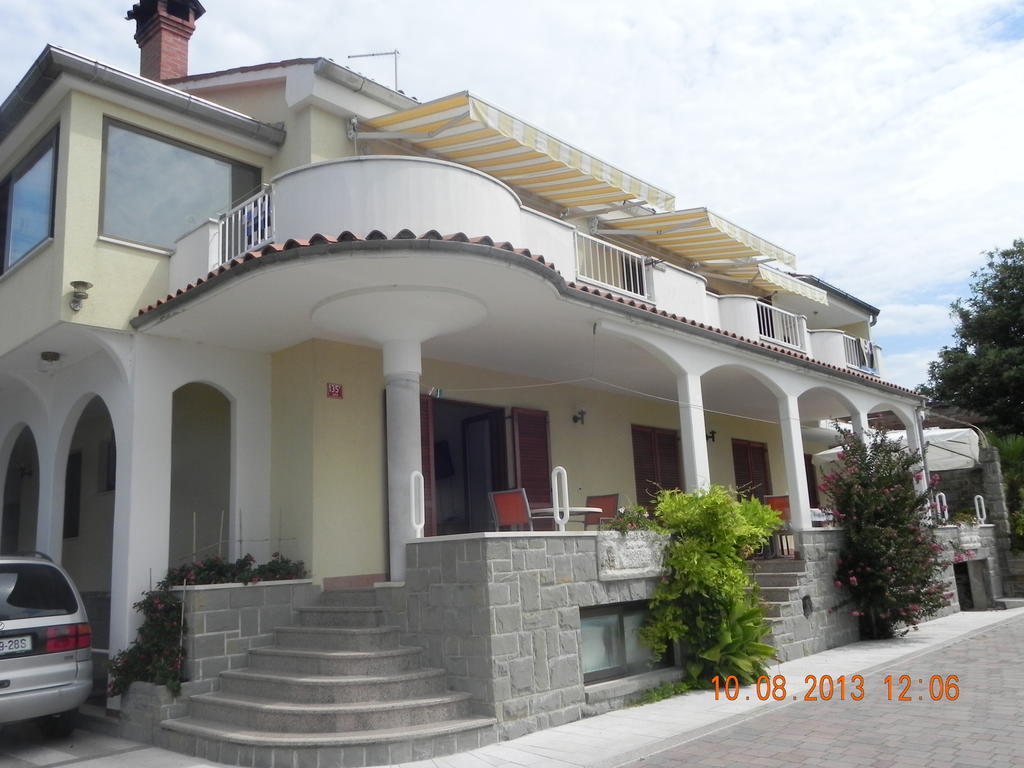 בפורטורוז Rooms And Apartments Roza מראה חיצוני תמונה